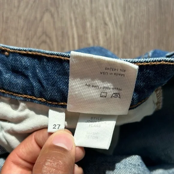 Reformation Jordi Kick Flare Cropped Jeans - Medium Wash, Size 27 - Picture 5 of 8